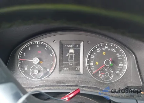 2013 Volkswagen Eos Executive from USA, damaged, VIN WVWFW8AH3DV005164